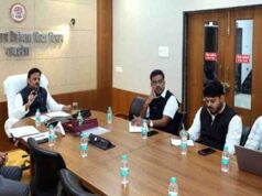 डॉक्टरों को ग्रामीणों का विश्वास जीतने की सलाह, उप मुख्यमंत्री शुक्ल ने स्वास्थ्य सेवाओं में सुधार पर दिया जोर