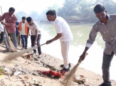 वन मंत्री केदार कश्यप ने लोगों के साथ चलाया सफाई अभियान, मारकंडी नदी घाट और प्राकृतिक जलकुंड चमकाए