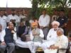 ‘खेत बचाओ अभियान’ में चौपाल पर किसानों से रूबरू हुए शिवराज