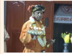 अखंड ज्योति और मंदिर परिसर के सभी देव विग्रहों की भी सीएम योगी ने की पूजा